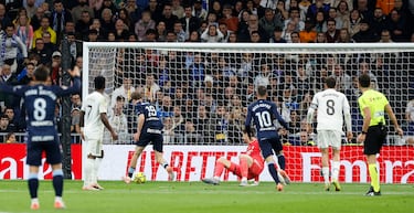 Contragolpe del Celta con el Madrid volcado y con 9. Rueda centra a Iago Aspas que filtra un balón hacia Williot, dejándolo solo ante Courtois. El delantero, en el mano a mano, regatea al portero belga y anota a placer.