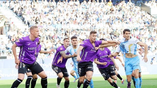 Una elongación en el isquiotibial derecho, tercera lesión de Del Moral en tres meses