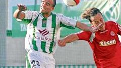 Julio Iglesias evita el triunfo del Granada 74