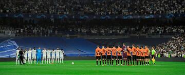 Minuto de silencio en homenaje a las víctimas de la tragedia del Estadio de Kanjuruhan, en la isla de Java, Indonesia.