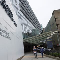 Which states spend the most money on Medicaid?