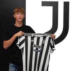 Huijsen, la joya de la Juventus que elige jugar con España