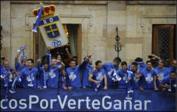 Los jugadores en el Ayuntamiento.