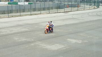 Marc Márquez supera el reconocimiento médico