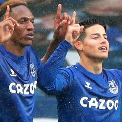 Everton de James y Mina, único líder de la Premier League