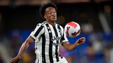 Juan Cuadrado durante un partido con Juventus.