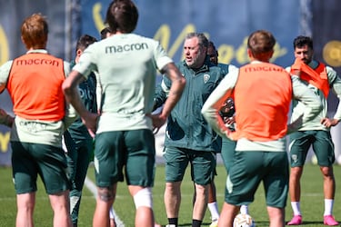 Antoñito Cordero pone el morbo en un derbi de alto riesgo