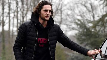 Rabiot vuela con el PSG a Qatar