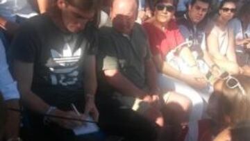 El Atleti ficha a Filipe Luis por 16 millones; firma por 4 temporadas