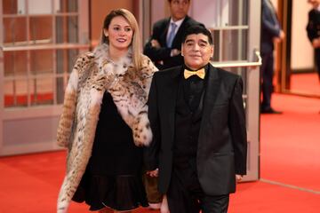 Diego Maradona arriving at the ceremony with his partner Rocío Oliva.