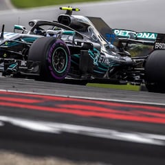 Pole de Bottas con Sainz noveno y Alonso fuera en la Q2