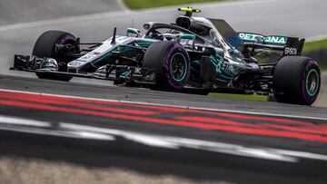 Pole de Bottas con Sainz noveno y Alonso fuera en la Q2