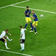 El golazo de Kroos en imágenes