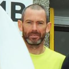 Lee Bartlett, cazado con 600 "imágenes indecentes" de niños