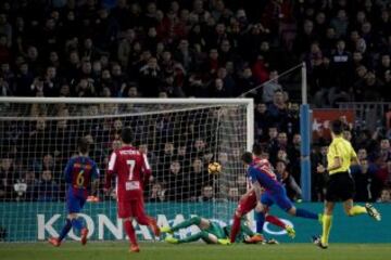 Paco Alcácer marcó el 4-1 tras una asistencia de Messi.