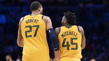 Donovan Mitchell y Rudy Gobert, durante un partido de la NBA con Utah Jazz