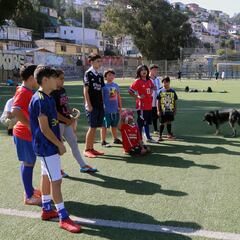 Jugó un Mundial con Chile y hoy lidera un proyecto emblemático que beneficia a cientos de familias
