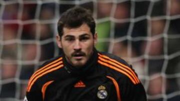 Casillas, con 104, supera a Kahn como el portero con más partidos en Champions