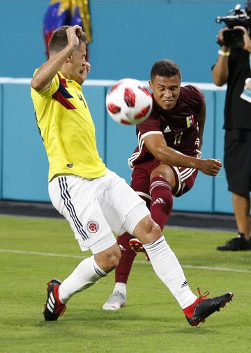 La Selección Colombia dirigida por el técnico encargado, Arturo Reyes, venció a la Venezuela de Rafael Dudamel en partido amistoso jugado en Miami