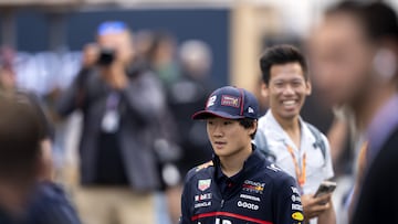 Zandvoort (Netherlands), 31/08/2025.- Red Bull Racing driver Yuki Tsunoda of Japan prior to the Formula One Dutch Grand Prix race at Zandvoort Circuit in Zandvoort, the Netherlands, 31 August 2025. (Fórmula Uno, Japón, Países Bajos; Holanda) EFE/EPA/SANDER KONING
