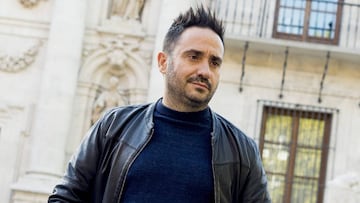 Juan Antonio Bayona a su llegada a la 63&ordf; edici&oacute;n de la Semana Internacional de Cine de Valladolid el 23 de octubre de 2018.