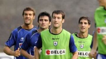 Agirretxe (primero) ya trabaja al ritmo del resto.