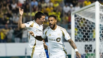 Denis Bouanga celebrates his goal 0-4 of Los Angeles during the round one first leg match between Real Club Deportivo Espana and Los Angeles FC as part of the CONCACAF Champions Cup 2026, at General Francisco Morazan Stadium on February 17, 2026 in San Pedro Sula, Honduras.
