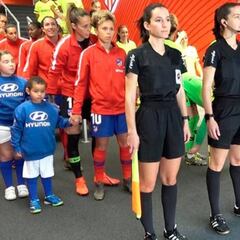 Así vivieron las árbitras el Atleti-Barça: "Ha sido inolvidable"