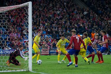 21 de octubre 2015, partido de Champions League frente al Astana. Saúl abrió el marcador con un taconazo. Uno de los mejores goles de su carrera. El partido terminaría 4-0 a favor de los de Simeone.