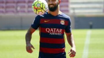 Arda y Aleix Vidal aún no han debutado con el Barça debido a la sanción de la FIFA impuesta al equipo blaugrana por la contratación de menores. El turco fue además, con 41 millones de euros, el fichaje más caro del pasado mercado de verano.