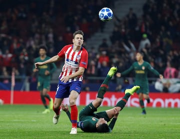 Falcao García y Santiago Arias se reencontraron en el duelo de Champions League entre Atlético de Madrid y Mónaco. Los colombianos vivieron dos realidades durante el partido. El delantero fue derrotado y perdió una pena máxima mientras que el defensor se afianza cada vez más en el equipo de Simeone.