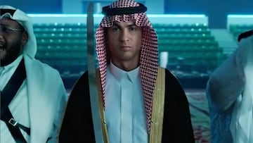 El portugués hace parte de un spot en Arabia donde aparece como protagonista con un traje tradicional árabe, el mismo que se puso Messi para recibir la Copa del Mundo.