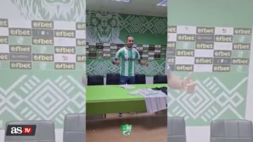 Sebastián Villa, presentado como nuevo jugador del Beroe de Bulgaria.