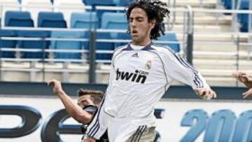 <b>MARCAJE. </b>La defensa del Fuerteventura estuvo muy pendiente de Dani Parejo.