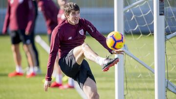 Mikel San Jos&eacute;, entren&aacute;ndose con el Athletic.