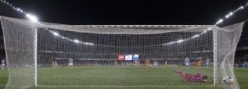 0-2. Bale anota el segundo gol.