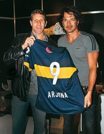 Ricardo Arjona (Boca).