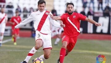 Embarba rescató al Rayo ante un Sevilla Atlético combativo