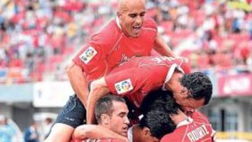 <b>ALEGRÍA. </b>Los bermellones, celebrando el gol del empate ante el Villarreal.