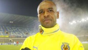 Marcos Senna negocia con el Villarreal su renovación