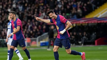 Con la cima de LaLiga EA Sports en sus manos, el Barcelona busca imponerse al Osasuna.