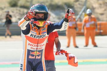 El piloto español, Marc Márquez, celebrando su victoria en el Gran Premio de Aragón del mundial de Moto GP.