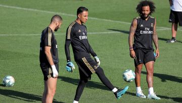 Keylor se entrena con normalidad y Hazard, al margen