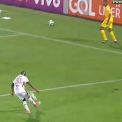 Vinicius ya regala goles en Flamengo: ¡rosquita endiablada!