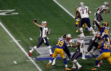 Tom Brady, una pesadilla para los Rams en el Super Bowl