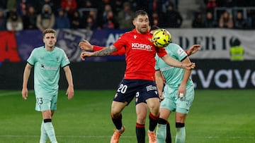 Javi Galán durante su primera partido con Osasuna.