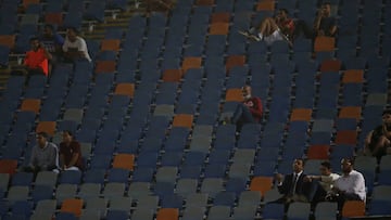 Soccer Football - Egyptian Premier League - Pyramids FC v Al Ahly - Cairo International Stadium, Cairo, Egypt - October 11, 2020 General view of fans inside the stadium during the match REUTERS/Amr Abdallah Dalsh