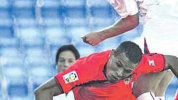 <b>SIN RIVAL. </b>El Sevilla logró una fácil victoria ante un Bolton que dio muchas facilidades.