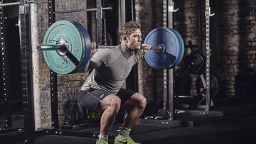 Las sentadillas son los ejercicios más efectivos para fortalecer los glúteos.