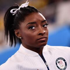 Simone Biles también renuncia a las finales de salto y barras